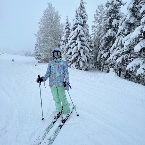 Burton AK 2L GORE-TEX Embark Jacket - Women's - Picture 2 of 6